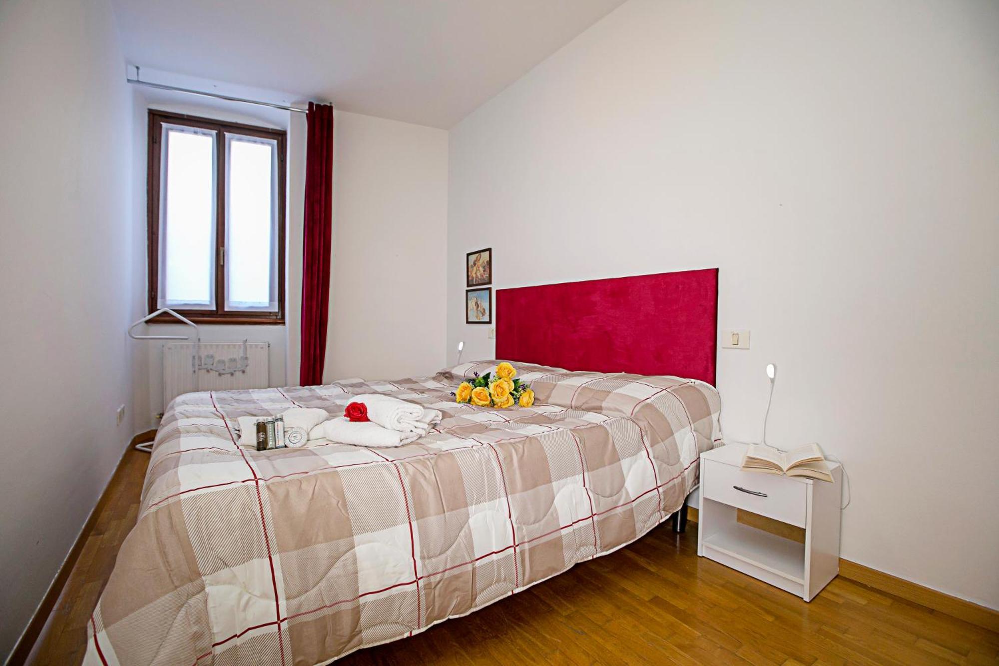 Appartamento Centro Storico Riva 2 - Happy Rentals Exterior photo